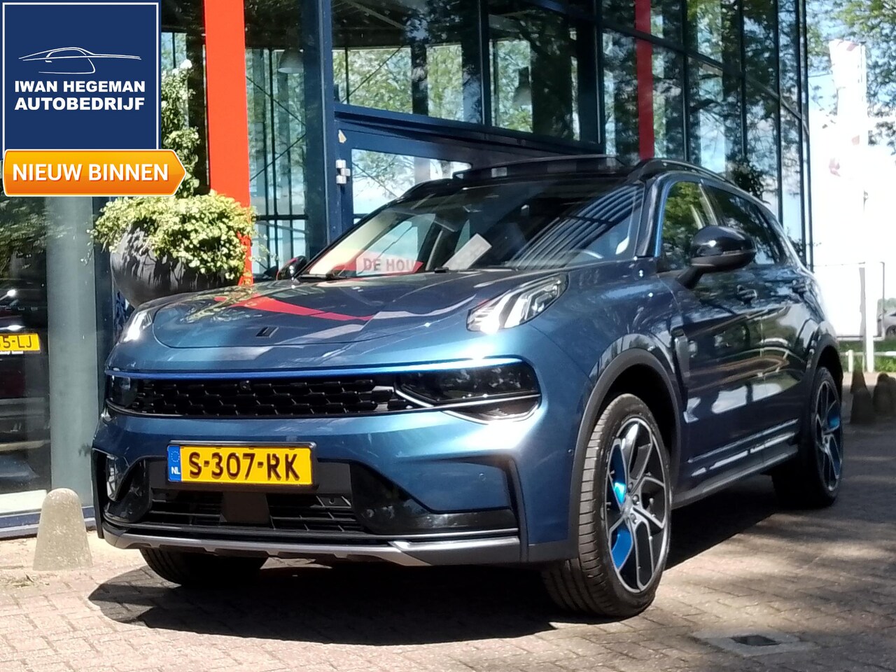 Lynk & Co 01 - 1.5 | Navi | Panodak | ECC | PDC + Camera | Cruise Control | LM Velgen - AutoWereld.nl