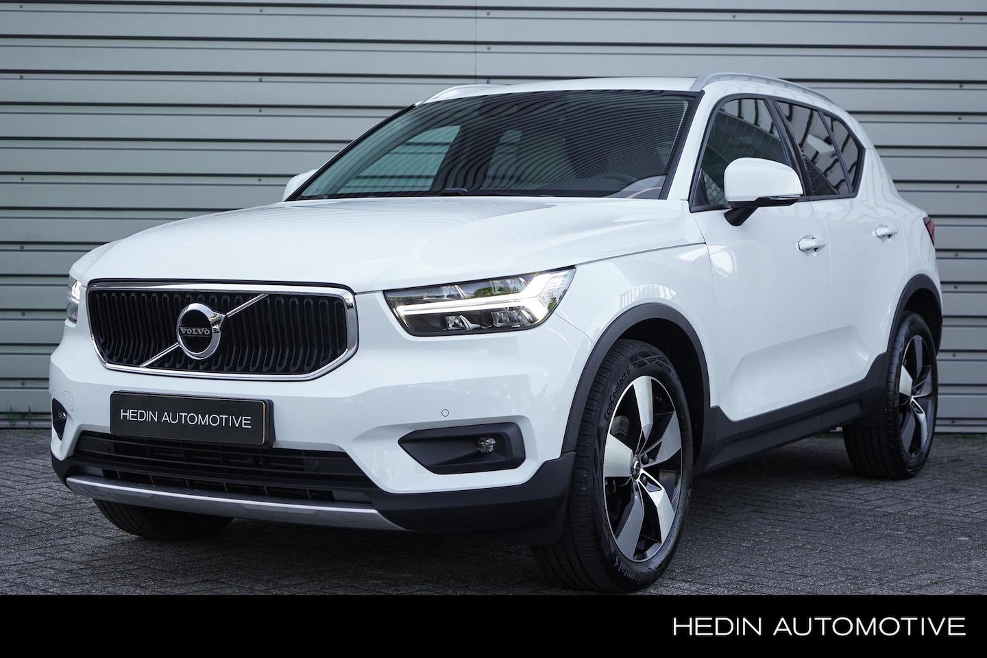 Volvo XC40 - 1.5 T3 Business Pro | Lederen bekleding | Electrisch bedienbare achterklep | Camera achter - AutoWereld.nl