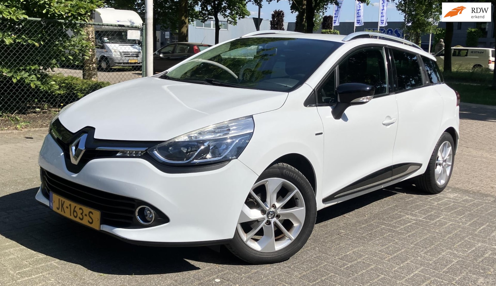 Renault Clio Estate - 0.9 TCe Limited Camera, Navigatie, Lm, Cruisecontrol. - AutoWereld.nl
