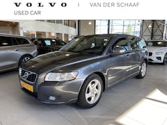 Volvo V50 - 2.0 146pk Limited Edition / 2e Eigenaar / Vier nieuwe banden / Dealeronderhouden / Lederen