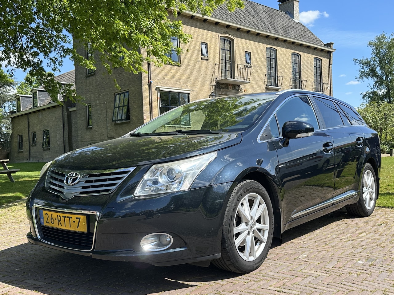 Toyota Avensis Wagon - 1.8 VVTi Business Automaat * Goed onderhouden - AutoWereld.nl