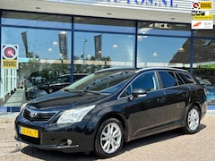Toyota Avensis Wagon - 2.0 VVTi Business Aut. Navi Clima Cruise Camera Trekhaak NAP NL-Auto Dealeronderhouden