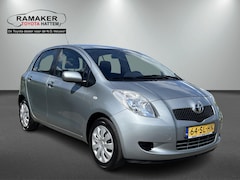 Toyota Yaris - 1.3 VVTi Sol semi-automaat