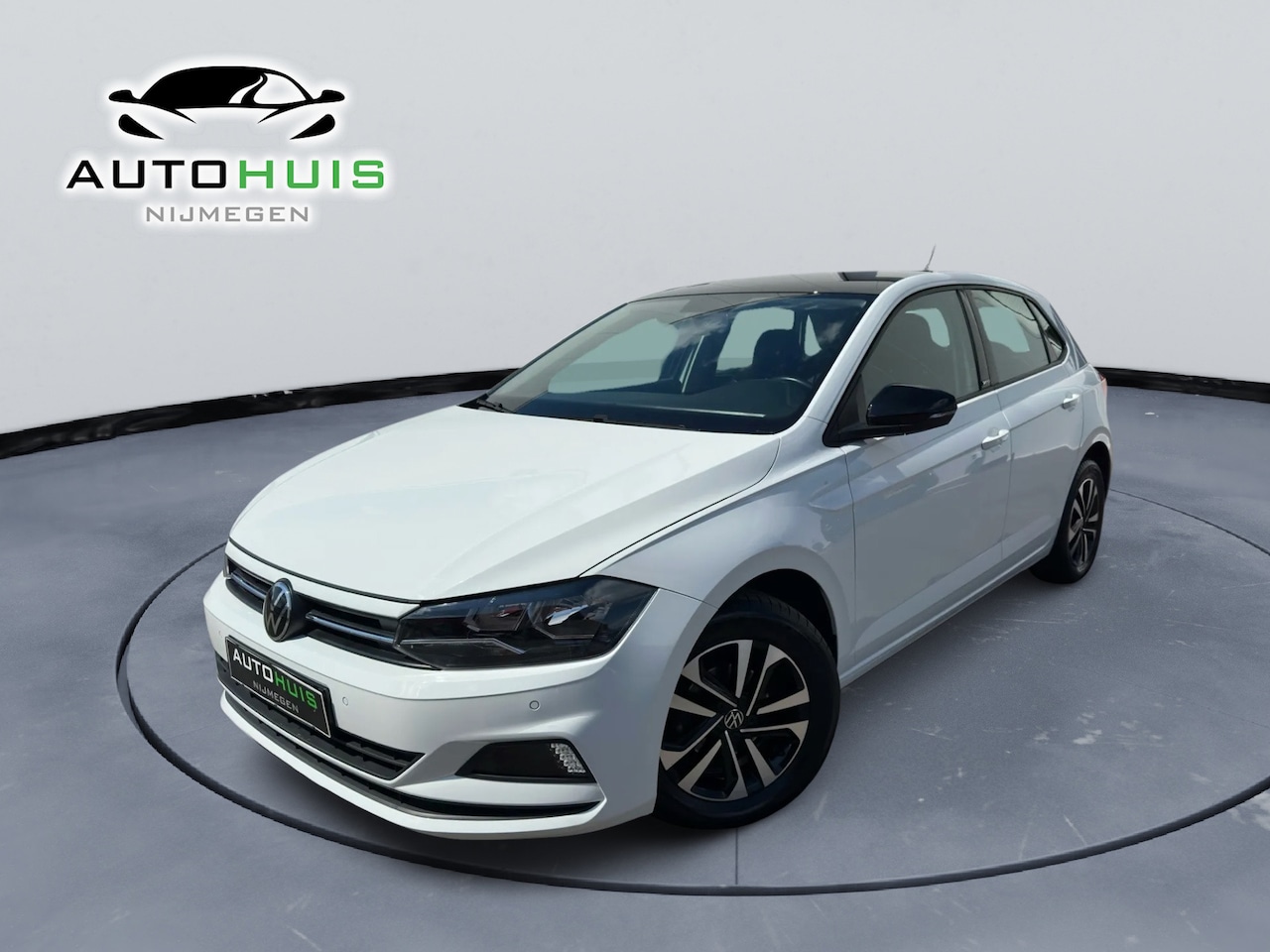 Volkswagen Polo - 1.0 TSI Comfortline Digitale cockpit Pdc achter Cruise controle Navigatiesysteem - AutoWereld.nl