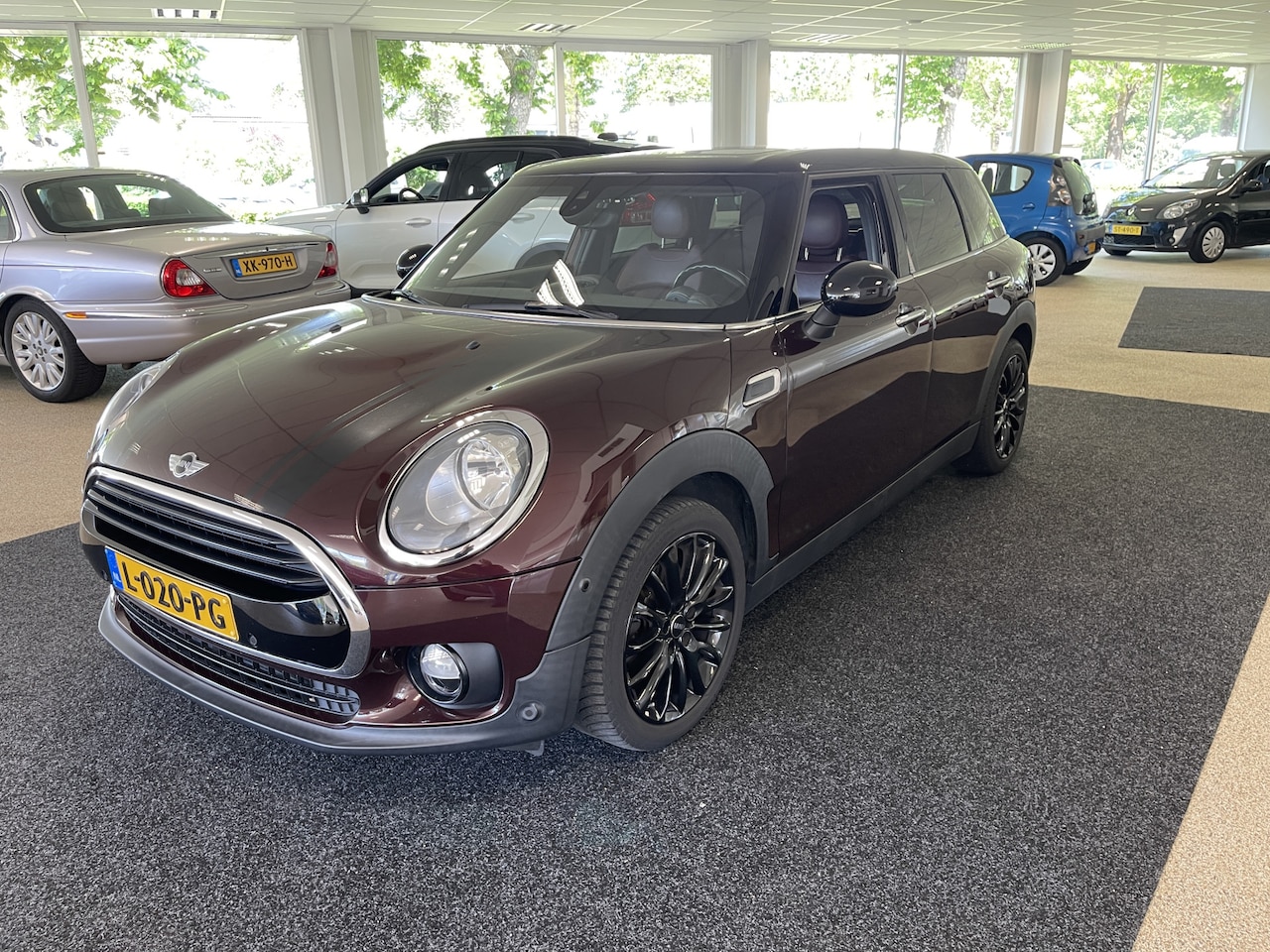 MINI Clubman - 1.5 Cooper Chili Business Plus Mini 1.5 Cooper Chili Business Plus - AutoWereld.nl