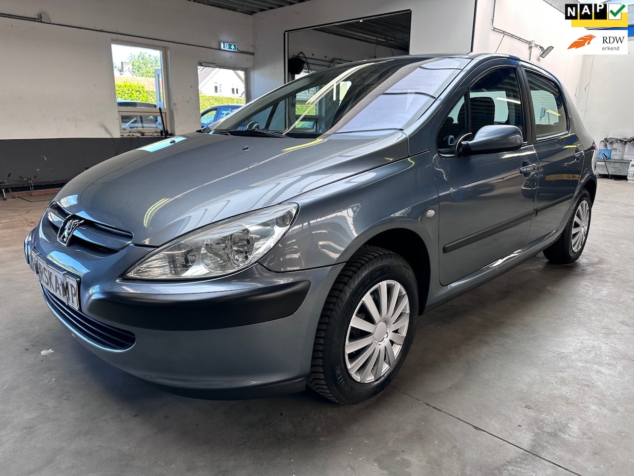 Peugeot 307 - 1.4-16V XS 1.4-16V XS Nieuwe APK - AutoWereld.nl
