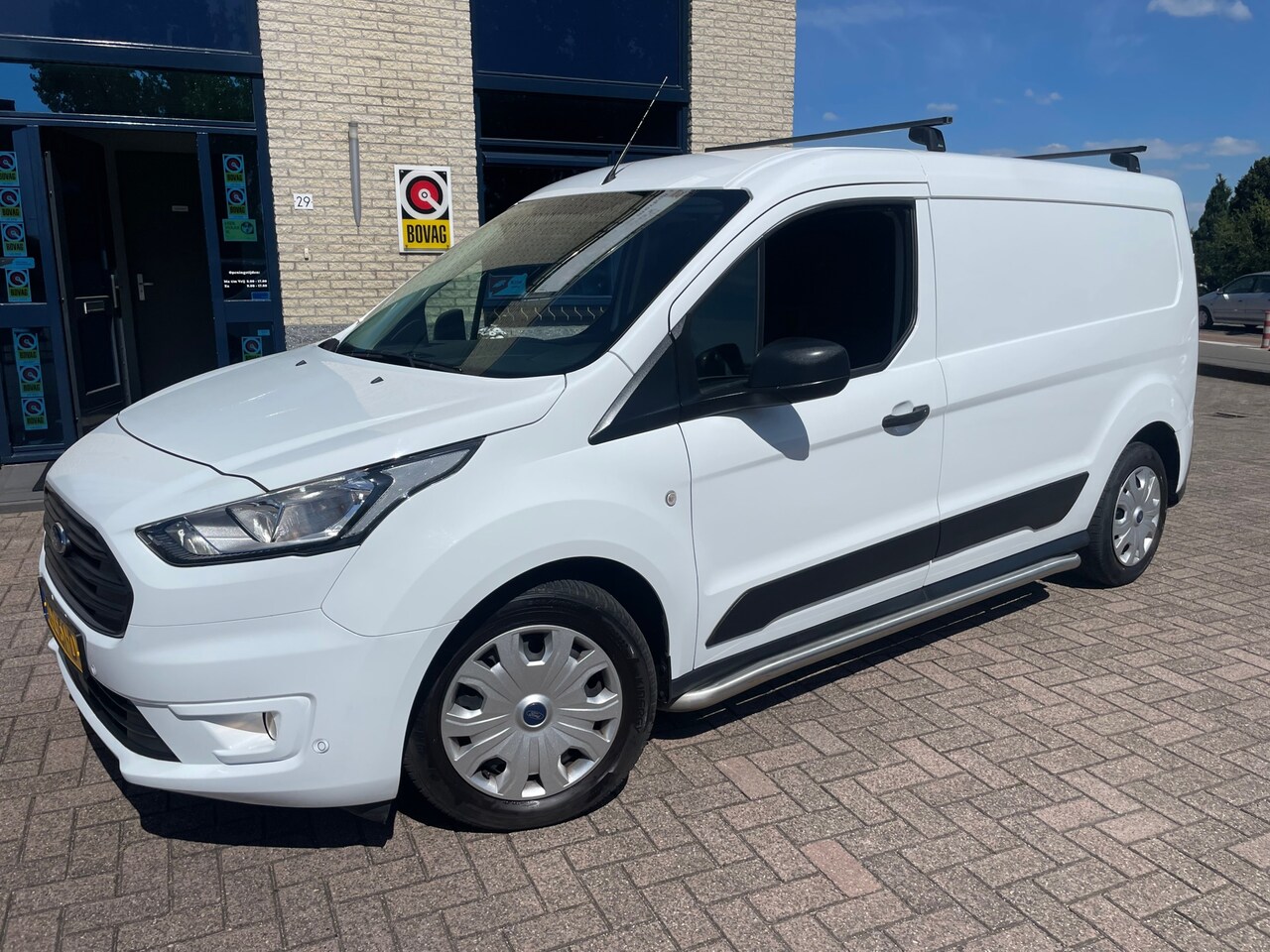 Ford Transit Connect - 1.0 Ecoboost L2 Trend- zeer nette staat - AutoWereld.nl