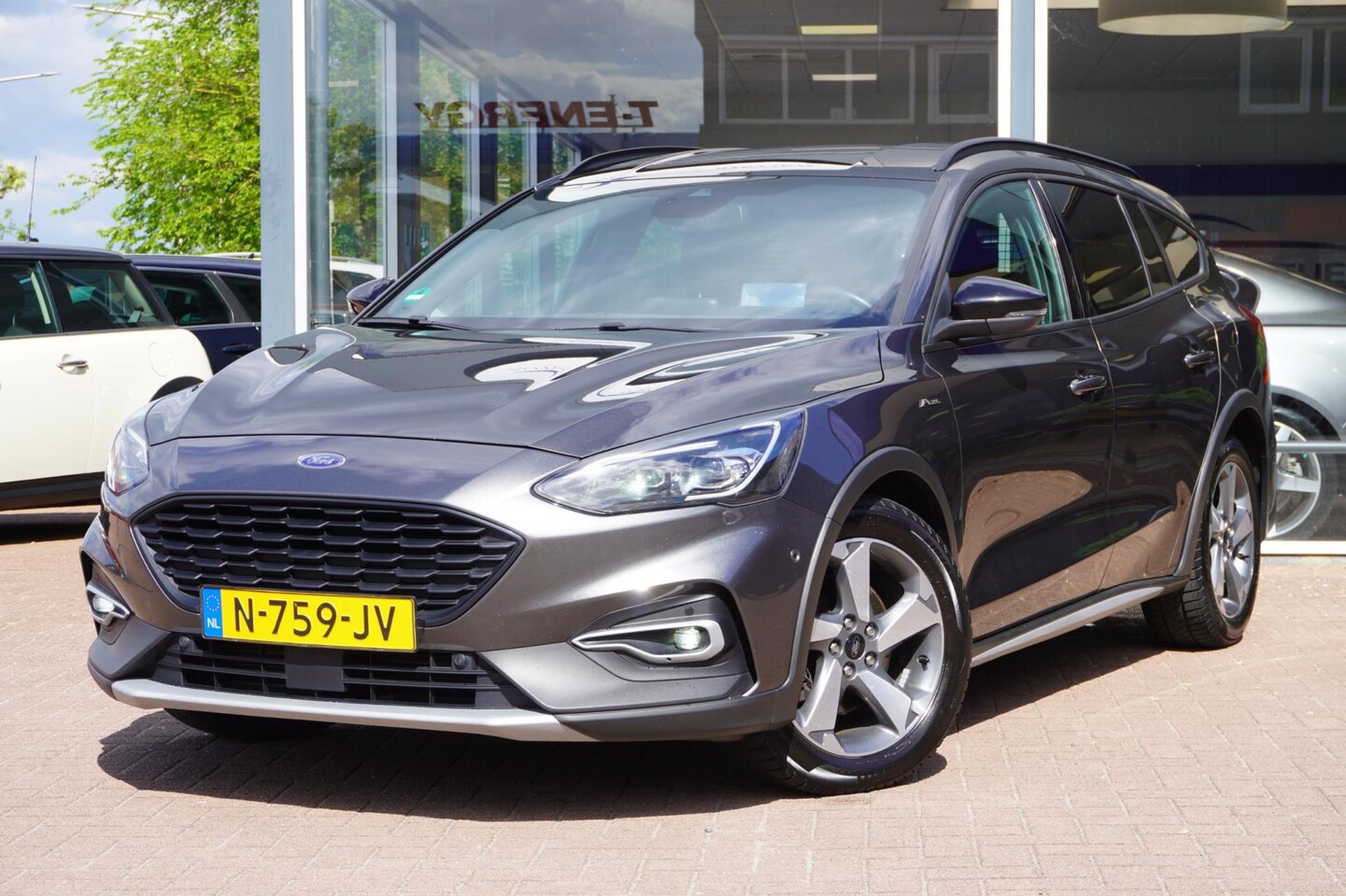 Ford Focus Wagon - 1.0 EcoBoost Hybrid Active X Business | Airco | Navigatie | Vol opties | Elek. Pakket | De - AutoWereld.nl