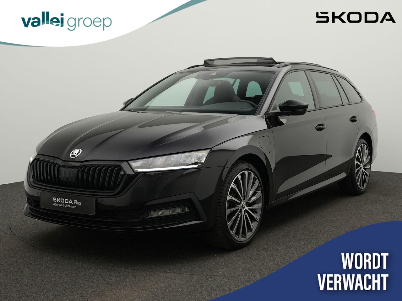 Skoda Octavia Combi - 1.4 TSI 204 pk DSG iV PHEV Business Edition | Panoramadak | Geheugenstoelen | CANTON | Sto - AutoWereld.nl