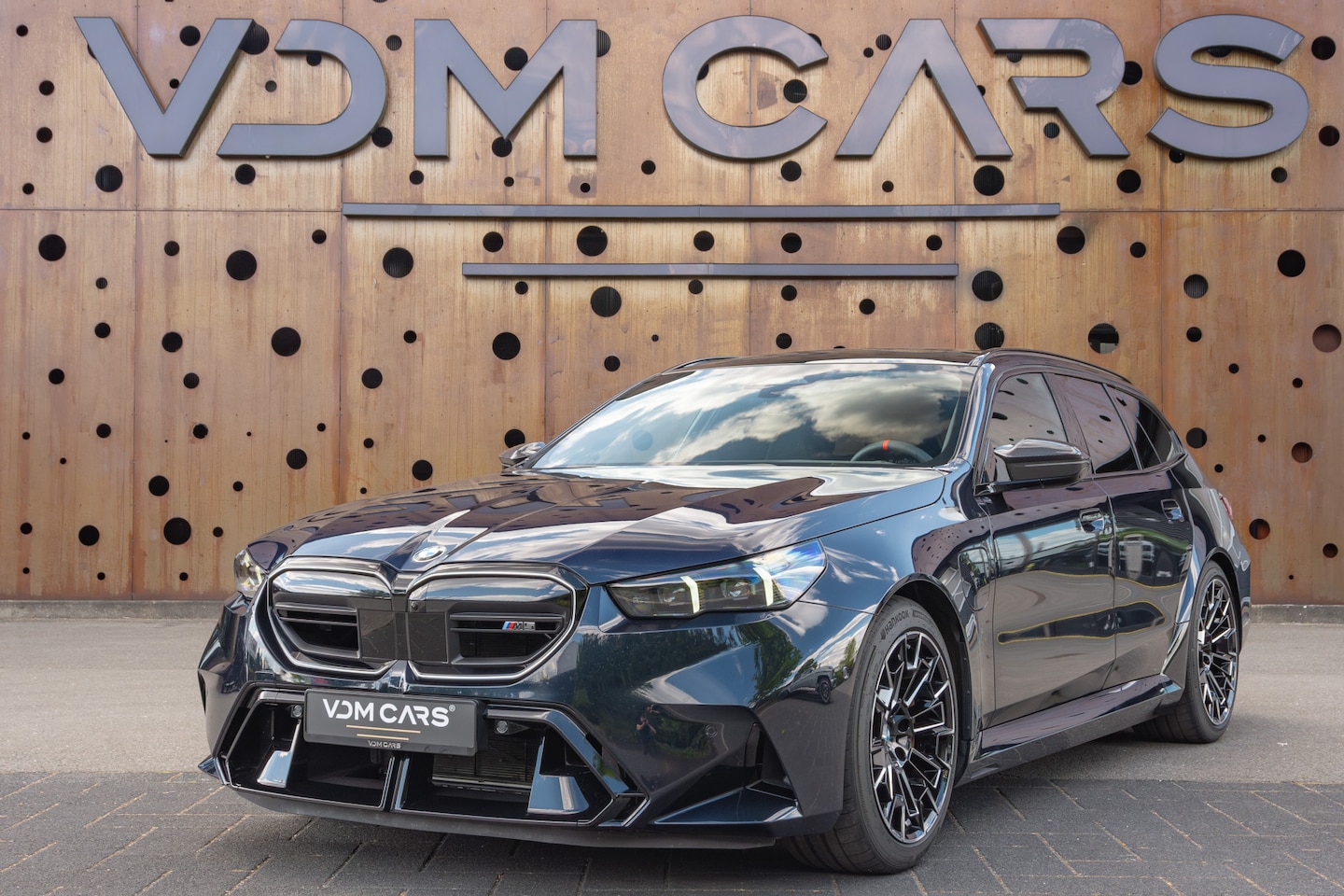 BMW 5-serie Touring - M5 | Ultimate | Keramisch | Carbon | M Driver's Package | Shadow Line | VOL | - AutoWereld.nl