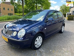 Volkswagen Polo - 1.4-16V Comfortline AUTOMAAT