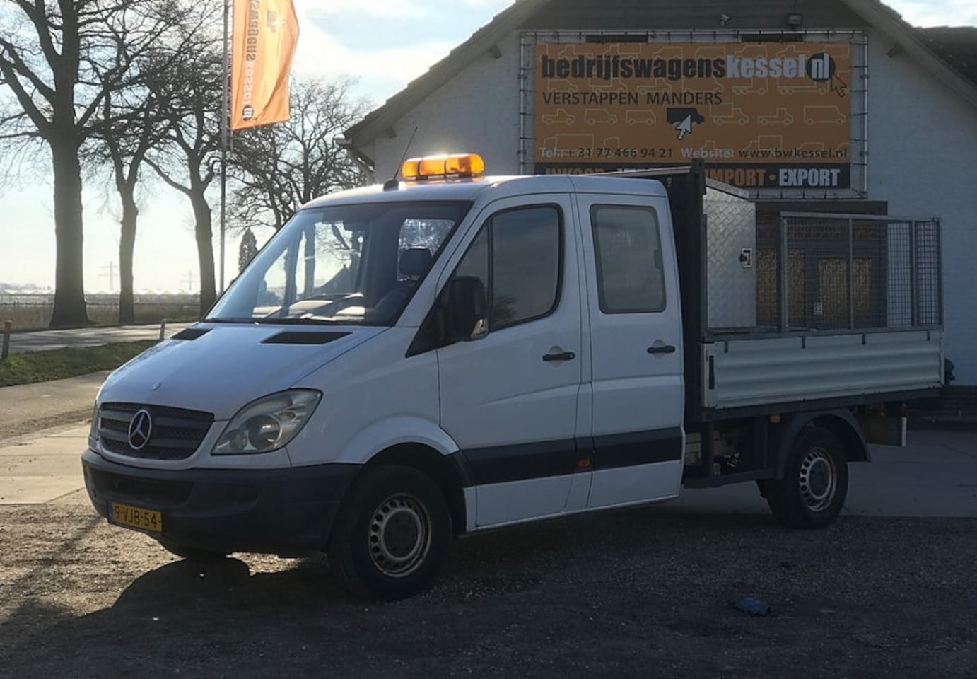 Mercedes-Benz Sprinter - 313 2.2 CDI Dubbel Cabine 7 pers. Open laadbak Trekh. 2.8t - AutoWereld.nl