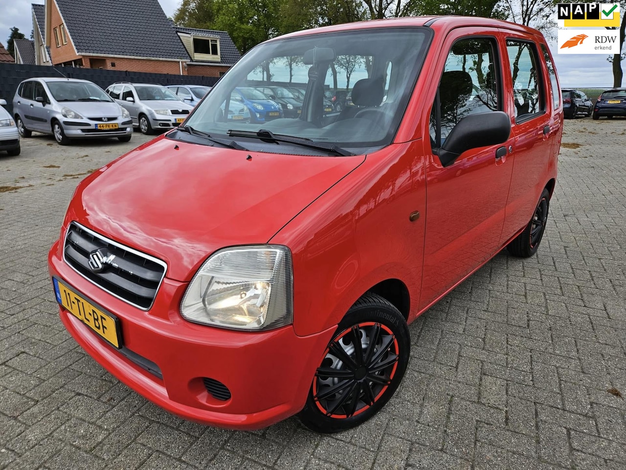 Suzuki Wagon R+ - 1.0 Trend. 2006. 116000km. Nieuwe distributieketting + Olie. APK 05-2026 - AutoWereld.nl