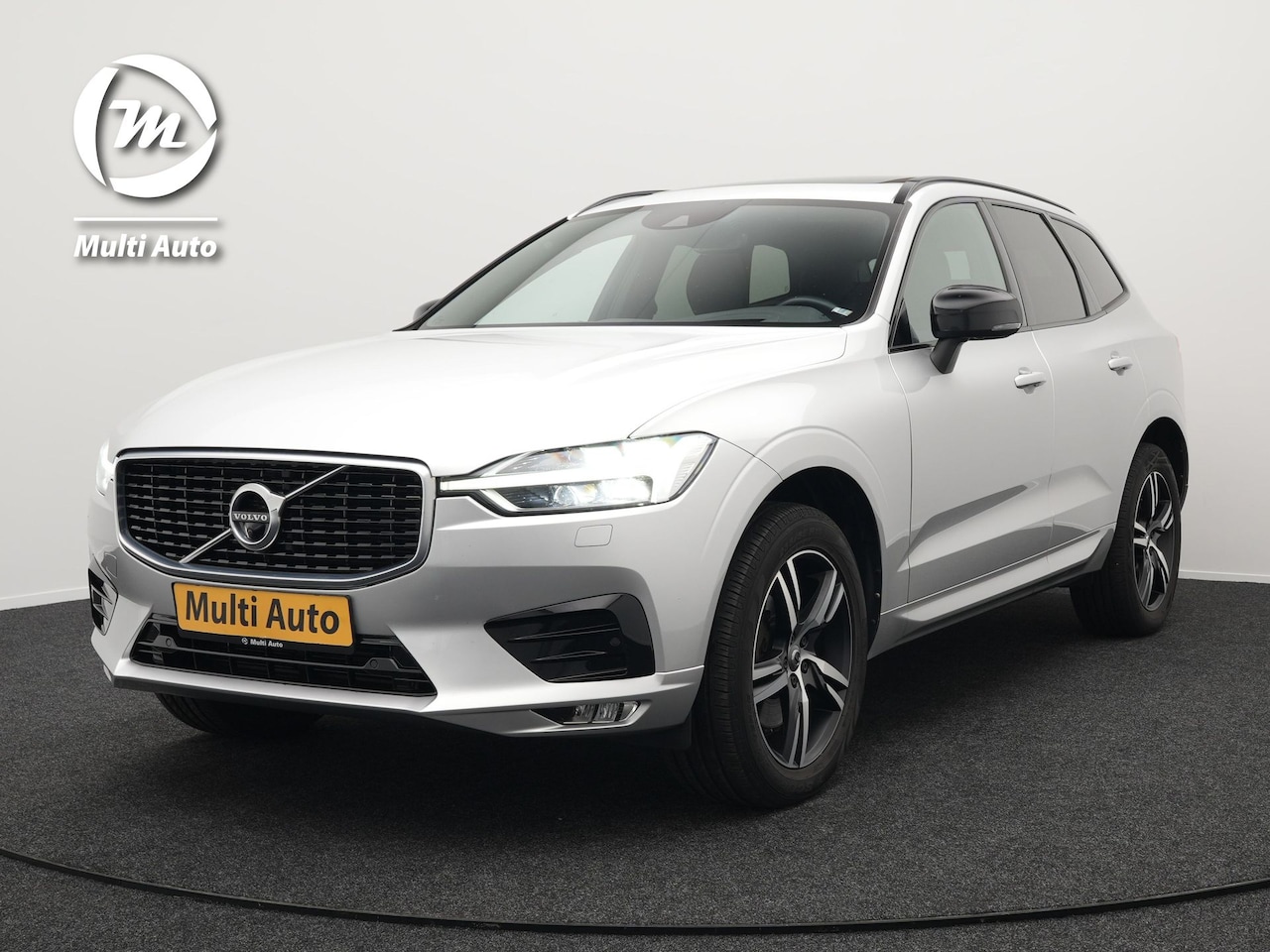 Volvo XC60 - 2.0 T6 R-Design AWD | Panodak | Trekhaak af Fabriek | Adaptive Cruise |Sportstoelen Memory - AutoWereld.nl