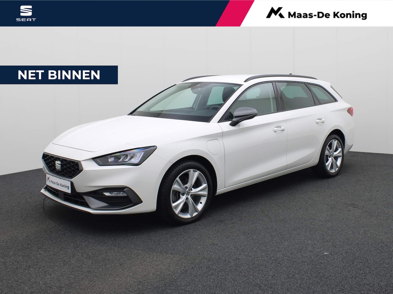 Seat Leon Sportstourer - 1.4 TSI eHybrid PHEV 204PK FR | Navigatie | Achteruitrijcamera | Parkeersensoren | Apple C - AutoWereld.nl
