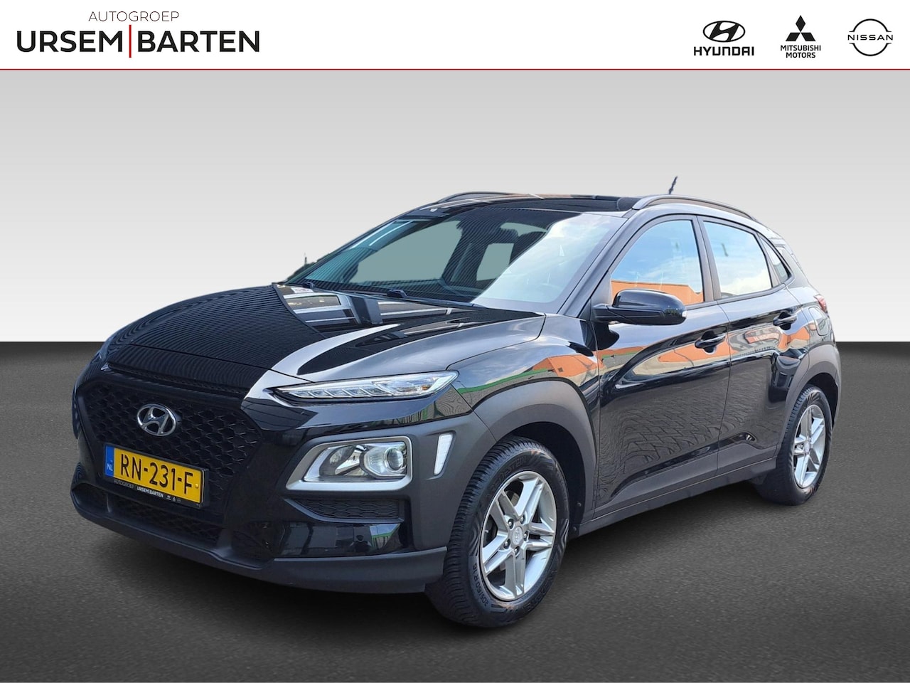 Hyundai Kona - 1.0T Comfort 1e eigenaar | Dealer onderhouden | Trekhaak | Carplay/ Android Auto | All-Sea - AutoWereld.nl