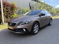 Volvo V40 Cross Country - 1.6 T4 Momentum / NAVI / AIRCO / CRUISE / 160dkm NAP