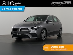 Mercedes-Benz B-klasse - 180 Star Edition AMG Line | Winterpakket | Panoramadak | Trekhaak | Multiebeam | Memory |