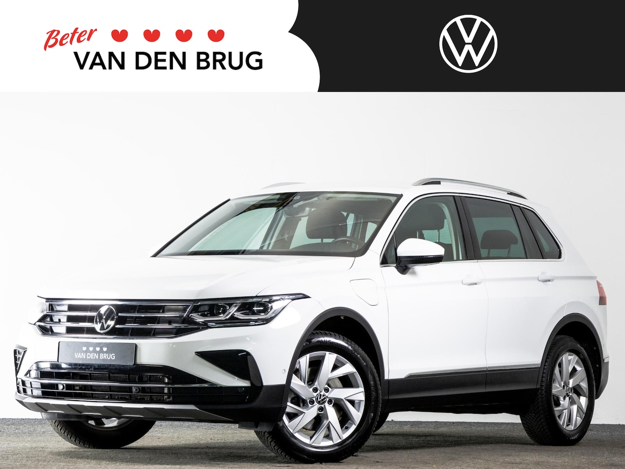 Volkswagen Tiguan - 1.4 TSI eHybrid 245 PK Elegance | LED Matrix IQ | Navigatie | Trekhaak| Keyless | Adaptiev - AutoWereld.nl