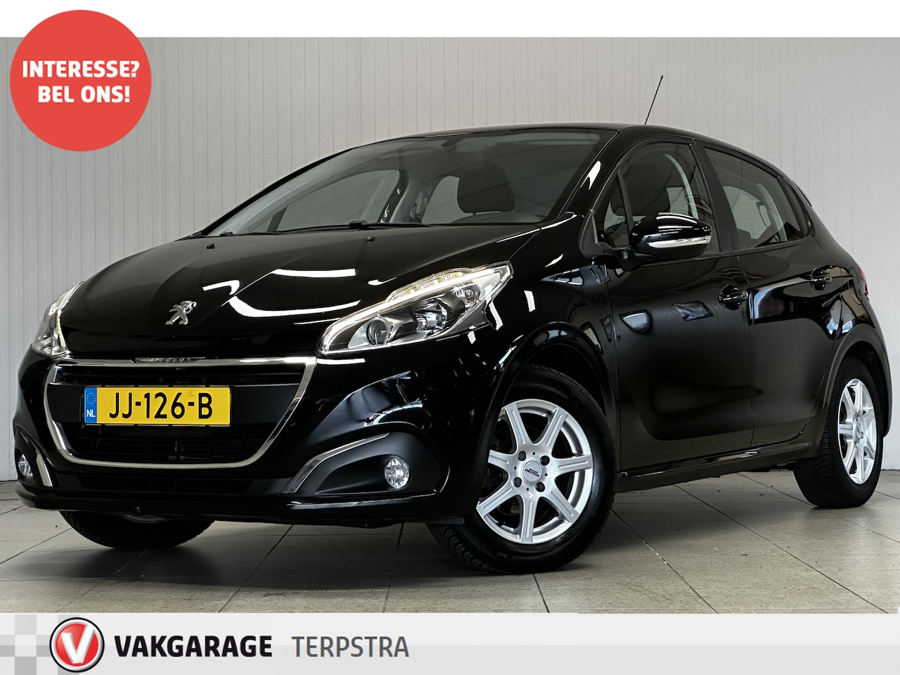 Peugeot 208 - 1.2 PureTech Blue Lion/ 15'' LMV/ Trekhaak/ Navi/ DAB+/ Apple + Android/ Airco/ Cruise/ El - AutoWereld.nl