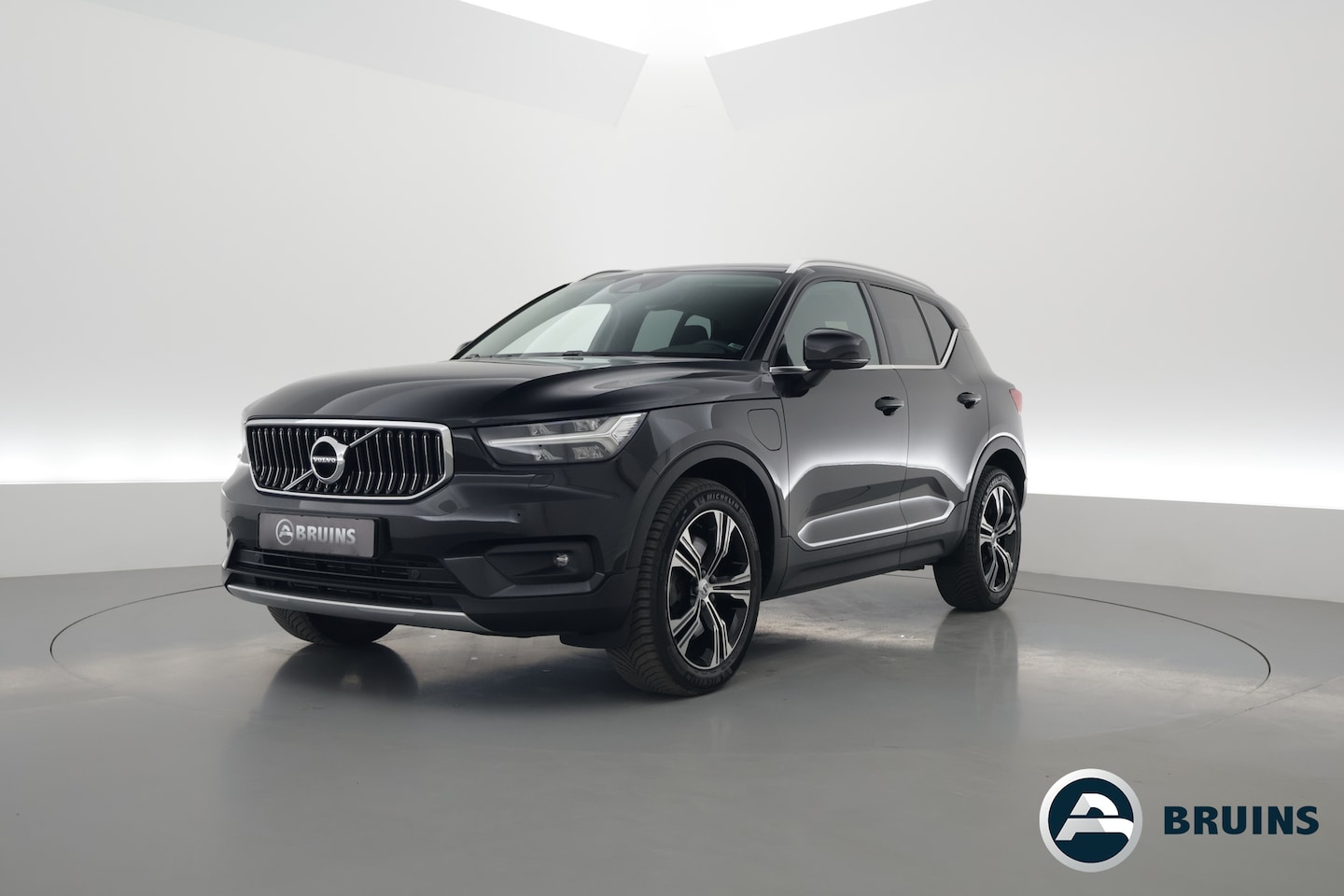 Volvo XC40 - 1.5 T5 Recharge Inscription | ACC | Stoel + stuurverw. | Camera | 19 inch | - AutoWereld.nl