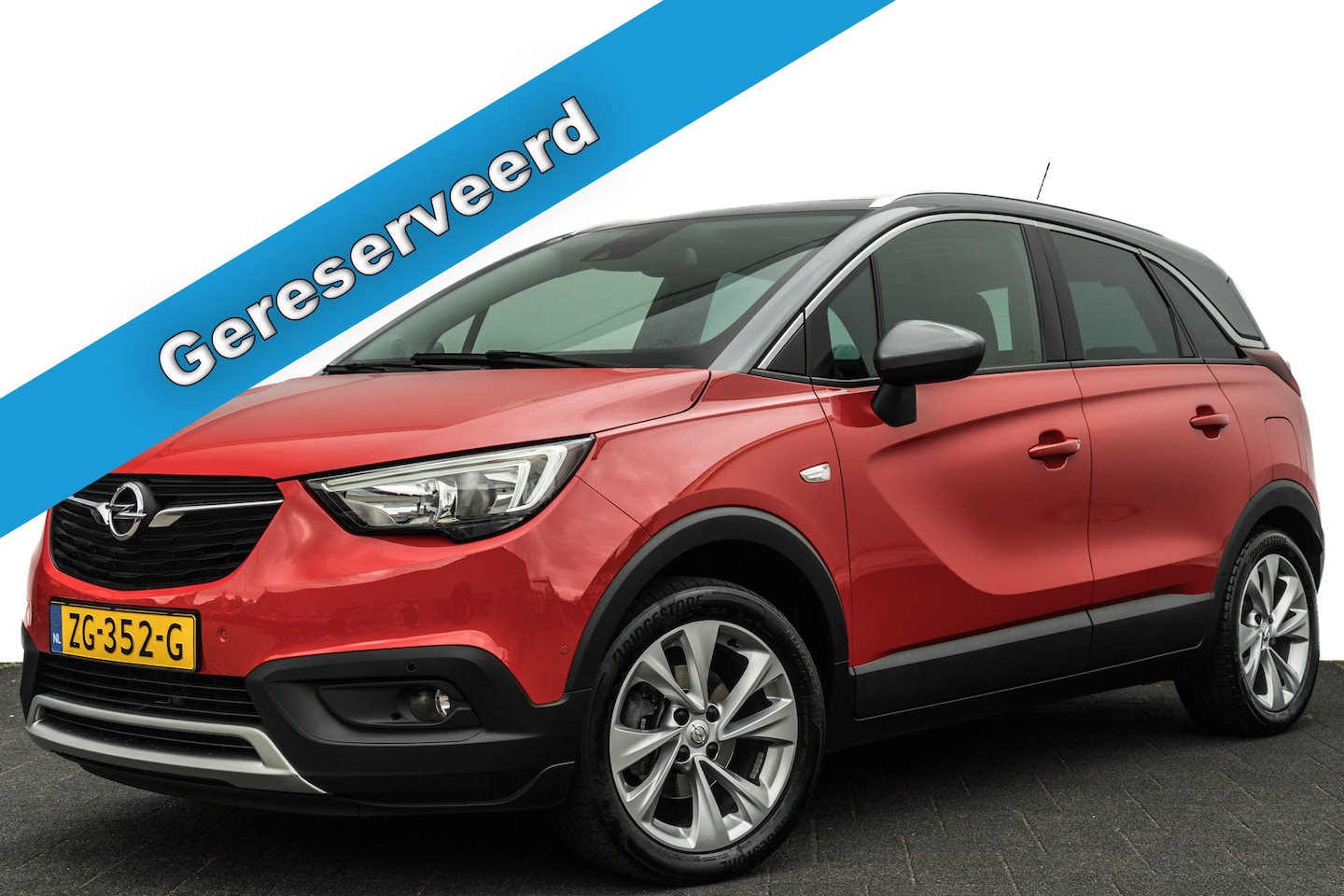 Opel Crossland X - 1.2 Turbo automaat Innovation | Panoramadak | Trekhaak | PDC | Keyless | 17 inch LMV - AutoWereld.nl