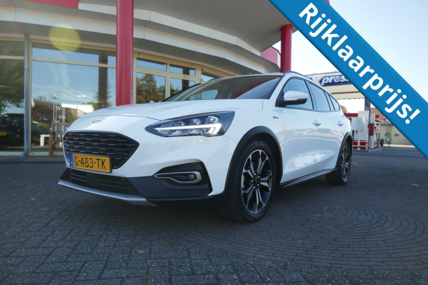 Ford Focus - 1.5 ECOB. ACTIVE BUSINESS  150 PK  WINTERPAKKET/TREKHAAK - AutoWereld.nl