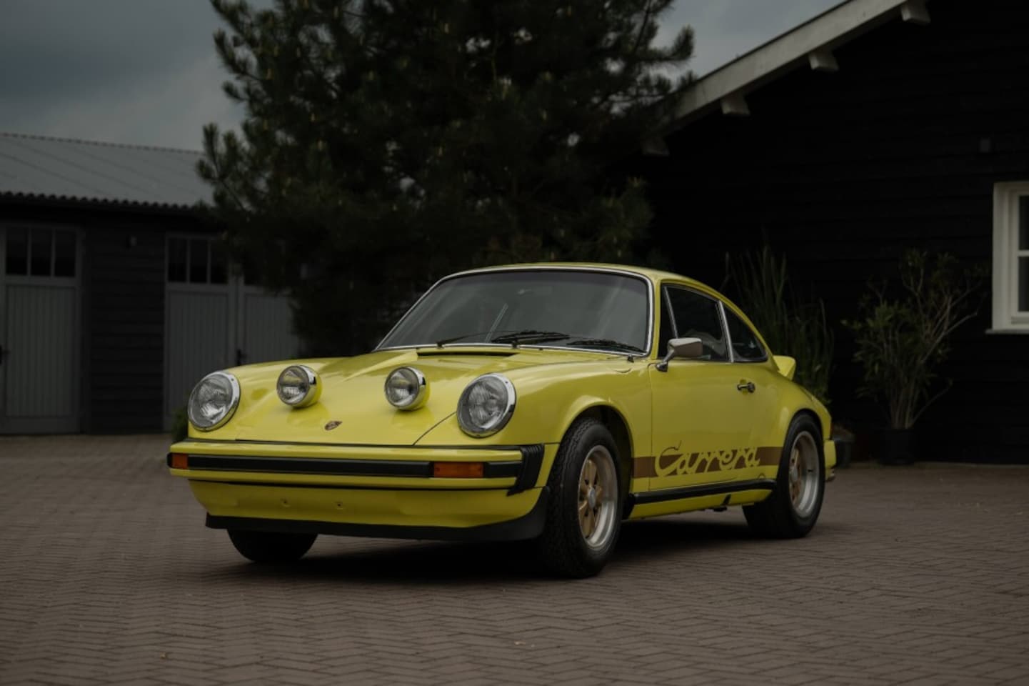 Porsche 911 - RS look - AutoWereld.nl