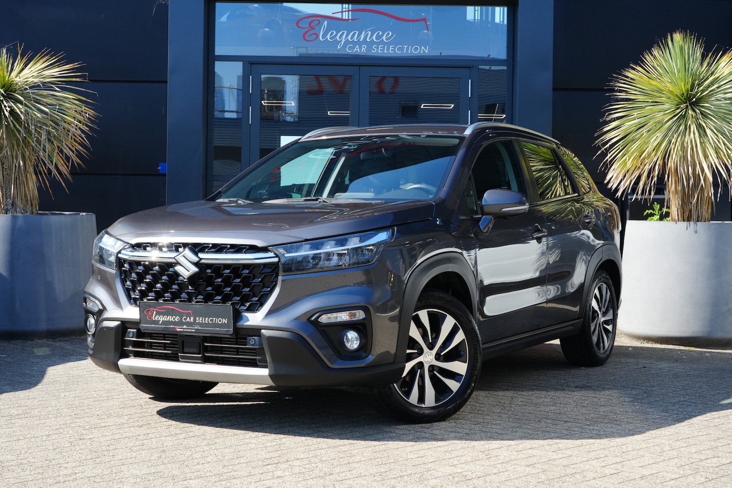 Suzuki S-Cross - 1.4 Boosterjet Style Smart Hybrid 130pk Stoelverwarming/Trekhaak/Camera - AutoWereld.nl