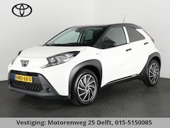Toyota Aygo X - 1.0 VVT-i MT PLAY BLACK & WHITE EDITION CRUISE CONTROLL. CLOUD NAVIGATIE. AIRCO GARANTIE T