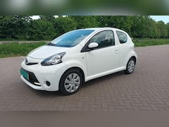 Toyota Aygo - 1.0 VVT-i Airco / Led / Apk 05-2027