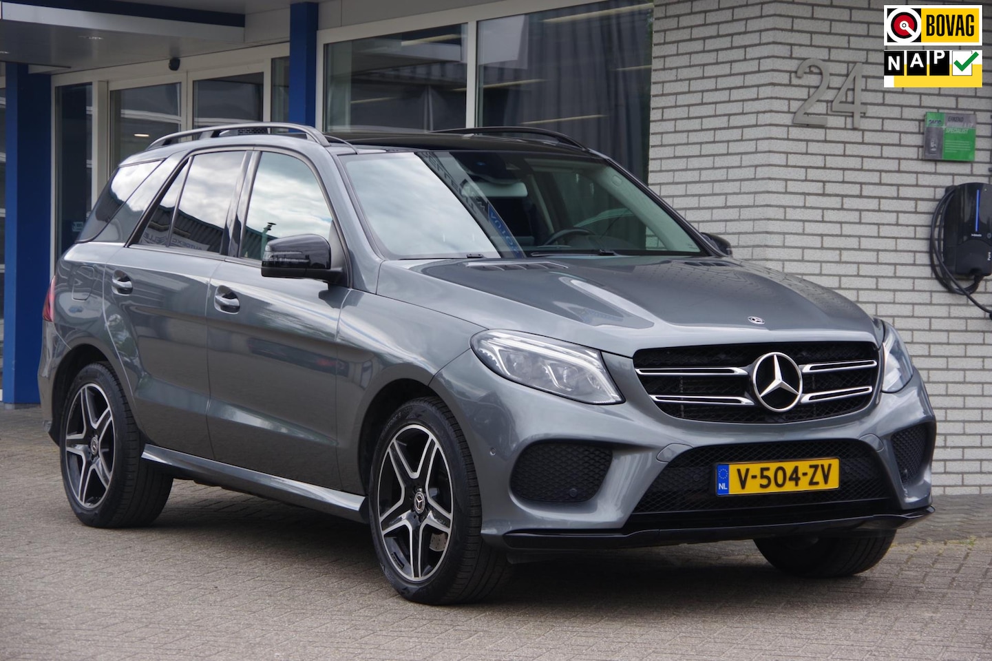 Mercedes-Benz GLE-Klasse - 350 D 4MATIC Panoramadak Luchtvering Elektrische trekhaak Carplay - AutoWereld.nl