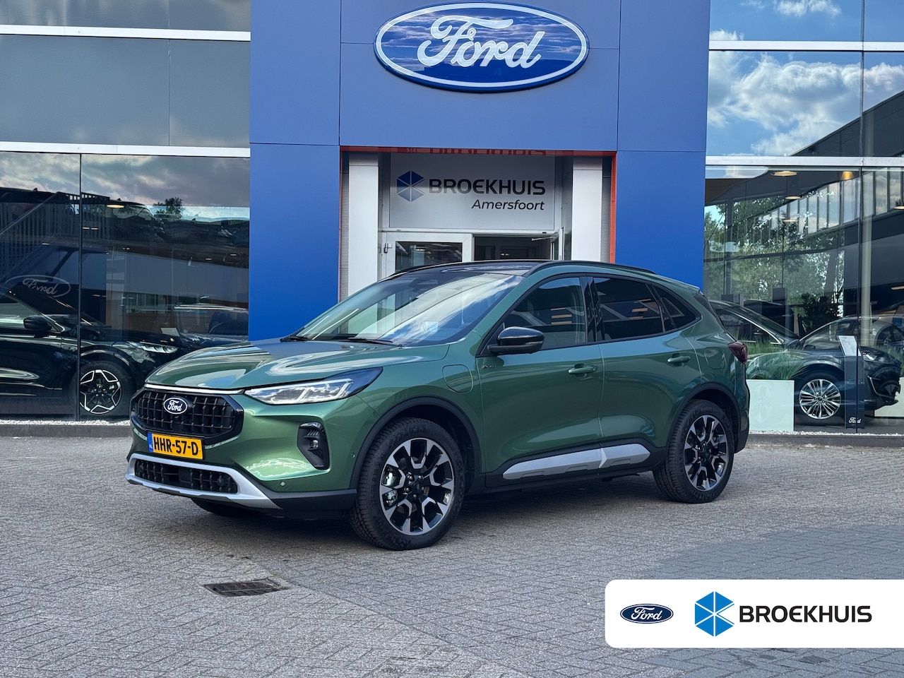 Ford Kuga - 2.5 PHEV Active X | Elektrisch glazen panorama-dak | Lichtmetalen velgen multi-spaaks 19" - AutoWereld.nl