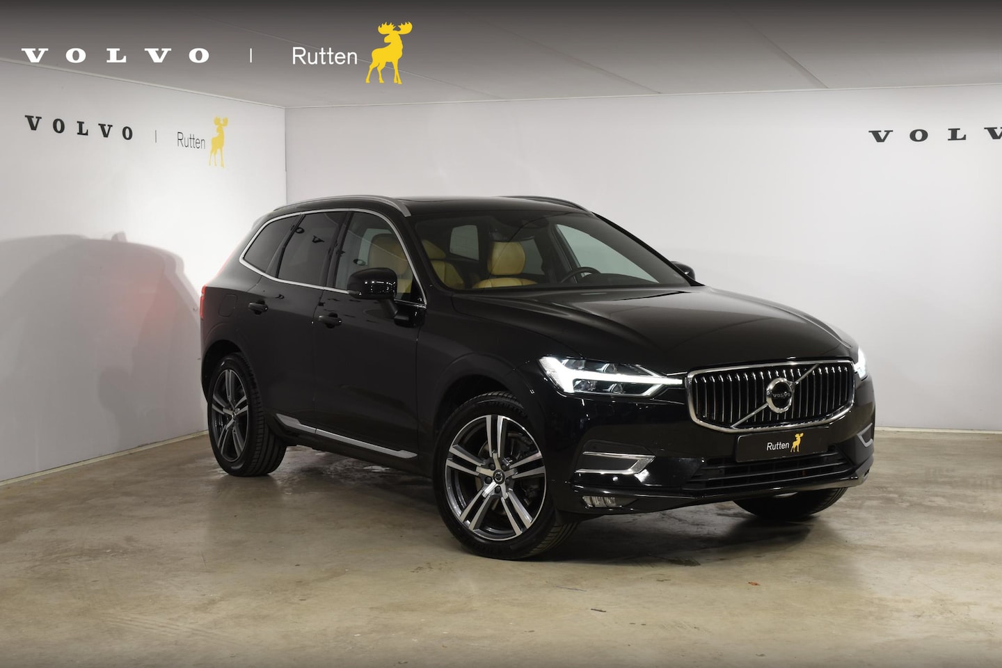 Volvo XC60 - T5 250PK AWD Inscription / Navigatie / Cruise Control / Panorama Dak / Leder / LM Velgen / - AutoWereld.nl