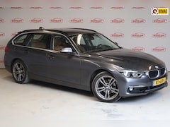 BMW 3-serie Touring - 320i High Executive NL auto, Carplay, Camera, Stoelverw, EL kofferklep