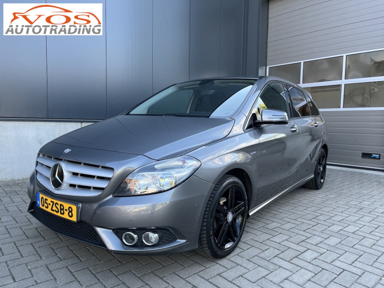 Mercedes-Benz B-klasse - BlueEFFICIENCY Sports Tour 180 - AutoWereld.nl