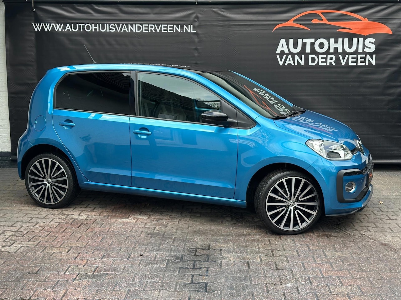 Volkswagen Up! - 1.0 TSI BMT High Up! 92.818 Km 90 PK!! Cruise/PDC/Clima/Polygon/Etc - AutoWereld.nl