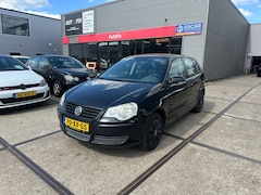 Volkswagen Polo - 1.4-16V Optive