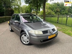 Renault Mégane - 1.6-16V Dynamique Luxe | APK 2026 | 147d NAP | RIJD GOED | KEYLESS AIRCO