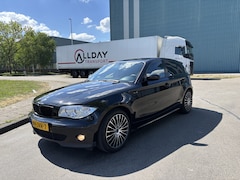 BMW 1-serie - 116i Business Line 5-Deurs 6-Bak 116 PK. Zeer fijn rijdende auto Ketting net vervangen