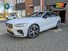 Volvo V60 - 2.0 T8 Recharge AWD R-Design, Four-C, Pano, HarmanKardon, Adaptive cruise, HUD