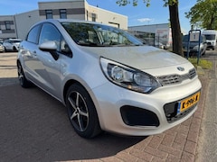 Kia Rio - 1.2 CVVT 5deurs Super Pack Airco, Cruisecontrol Nette Auto
