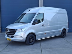 Mercedes-Benz Sprinter - 311 2.2 CDI L2H2 AUTOMAAT / CAMERA / NAVI / CRUISE CONTROLE / 3 ZITS