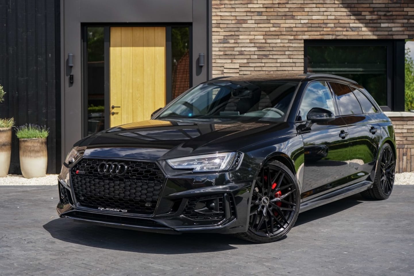 Audi RS4 - Avant RS 4 2.9 TFSI quattro Avant - AutoWereld.nl
