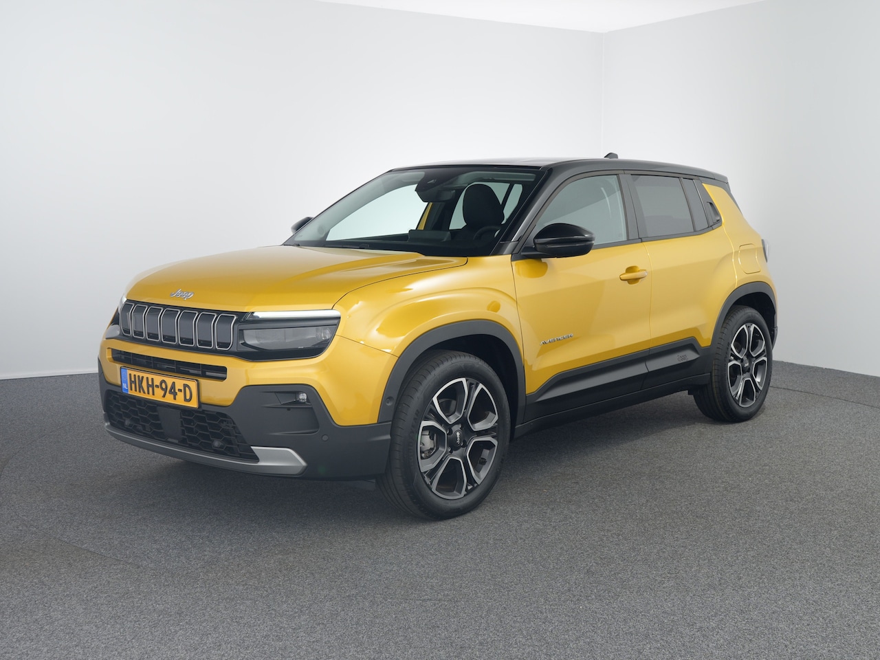 Jeep Avenger - Summit 54 kWh | Achteruitrijcamera | Apple Carplay/Android Auto|telefoonintegratie premium - AutoWereld.nl