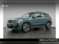BMW iX1 - eDrive20 67 kWh M Sport Edition M-Sport Edition | Trekhaak | Panoramadak | Premium Pack