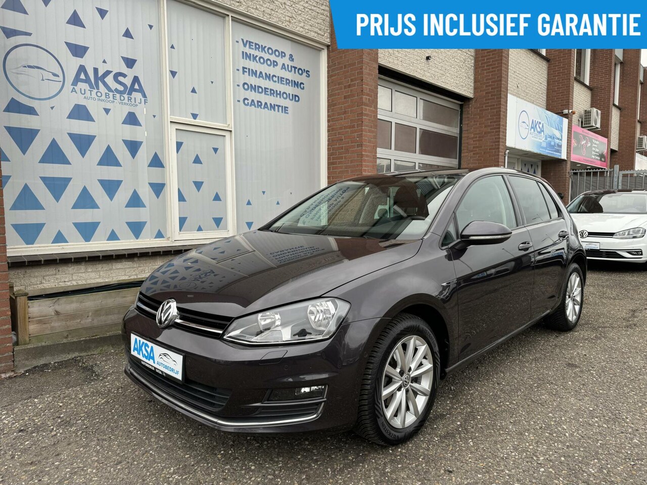 Volkswagen Golf - 1.2 TSI 110pk Lounge DSG/Camera/Inparkeren/Garantie/Elektr.Inklap/Stlvw/ - AutoWereld.nl