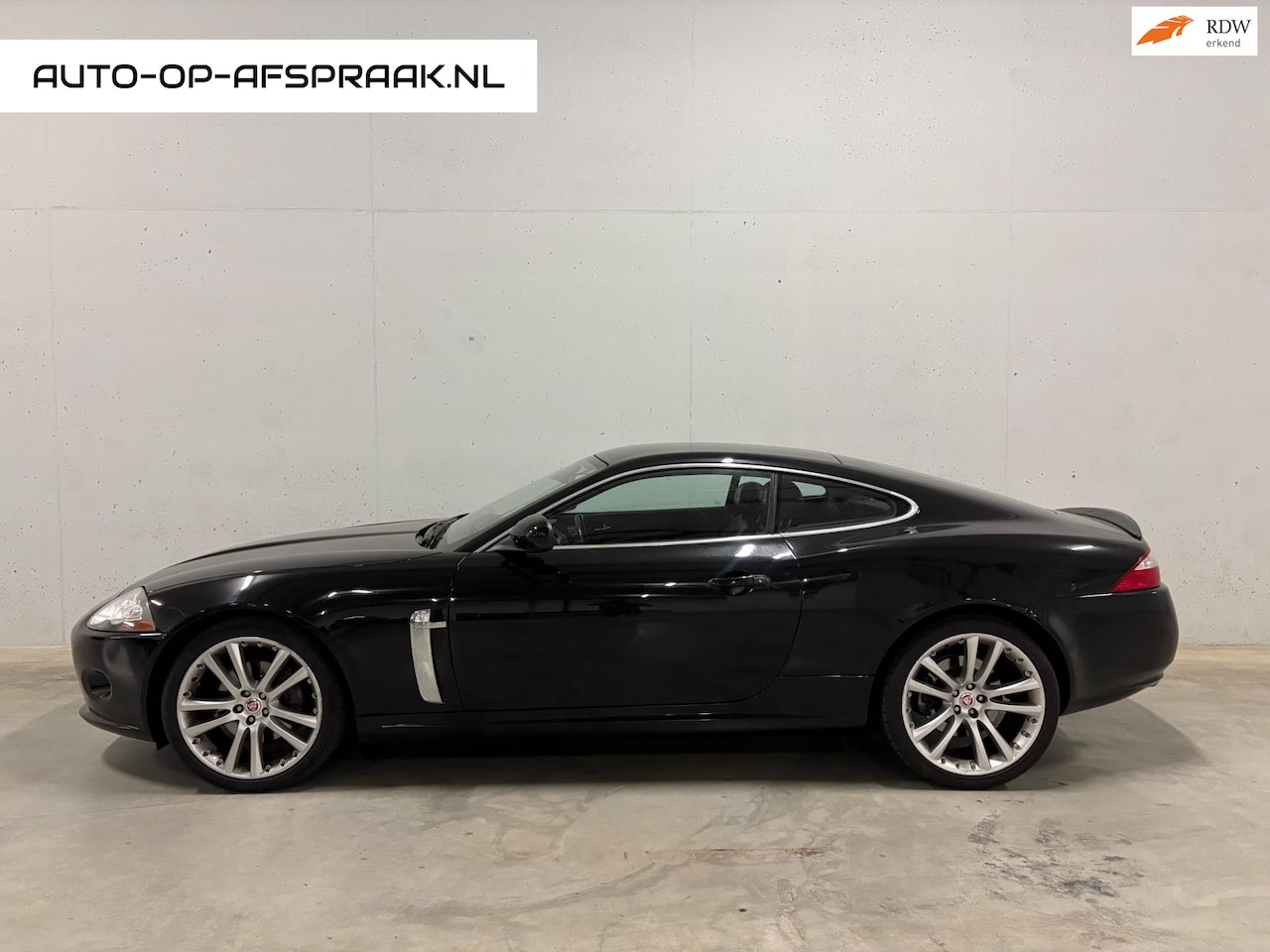 Jaguar XK - 4.2 V8 Coupé BTW 21% Bowers&Wilkins Leer - AutoWereld.nl