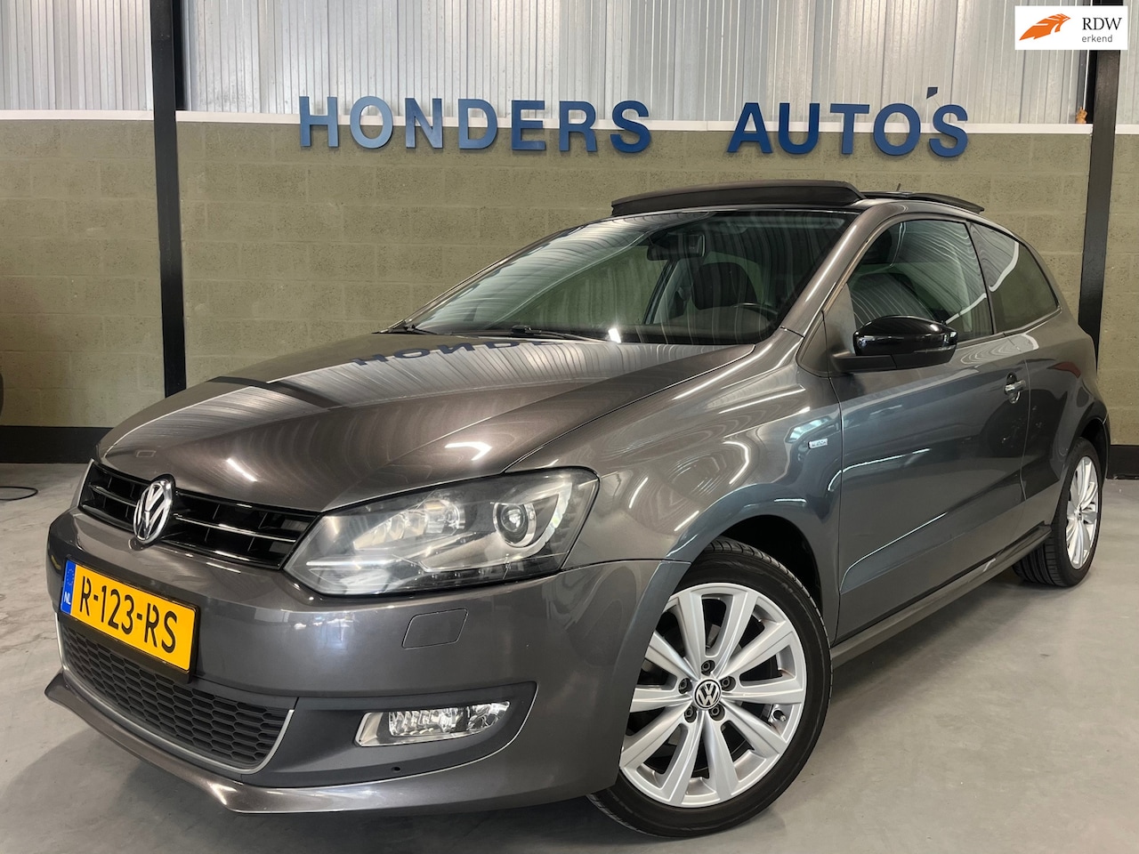 Volkswagen Polo - 1.4-16V Highline MATCH I PANO I CARPLAY I AIRCO I STOELVERWARMING I CRUISE I PARKEERSENSOR - AutoWereld.nl