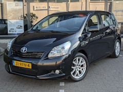 Toyota Verso - 1.8 VVT-i Business 7p. / PANO